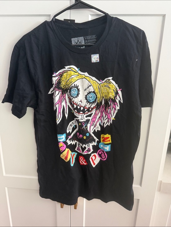 WWE Tops - WWE Alexa Bliss Black Tee with Colorful Doll Graphic Size M